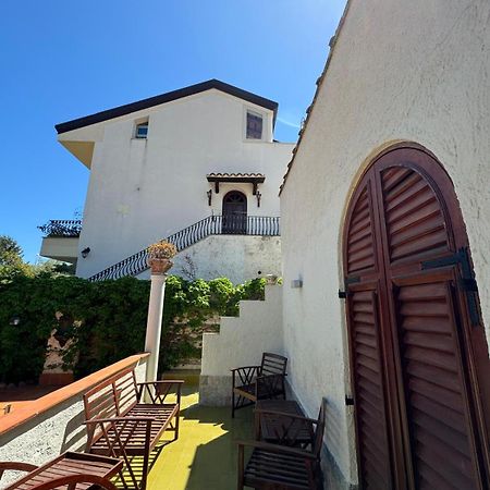 Casa Vacanze Villa Angelina Giardini Naxos Exterior photo